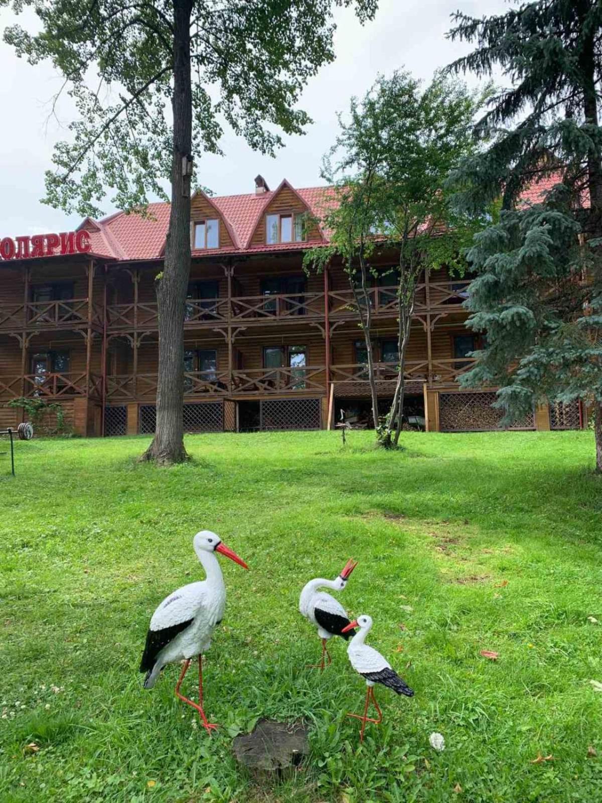 Полярис Polyaris Hotel Yaremche Exterior photo