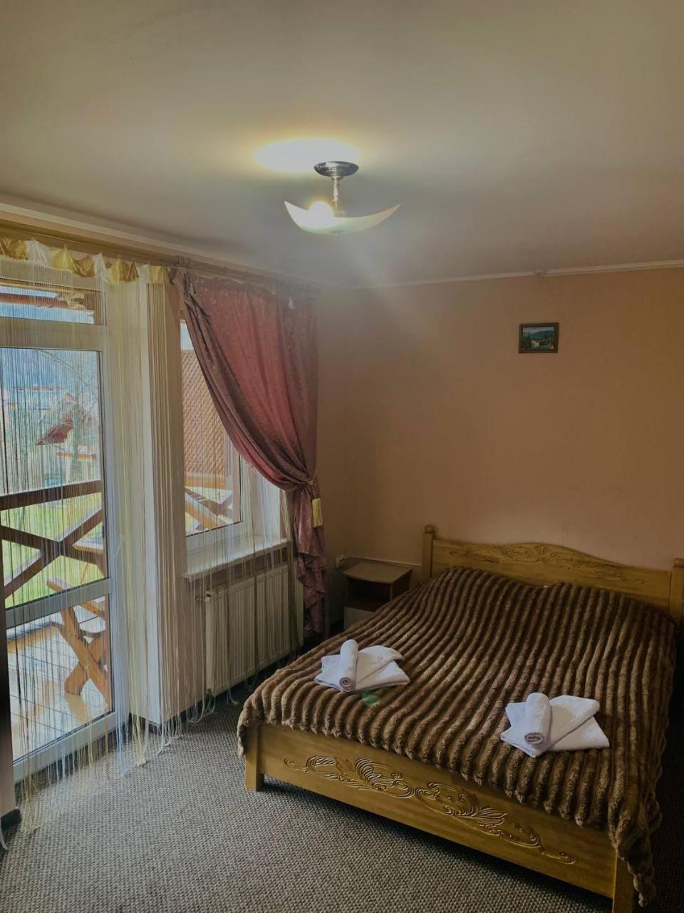 Полярис Polyaris Hotel Yaremche Exterior photo