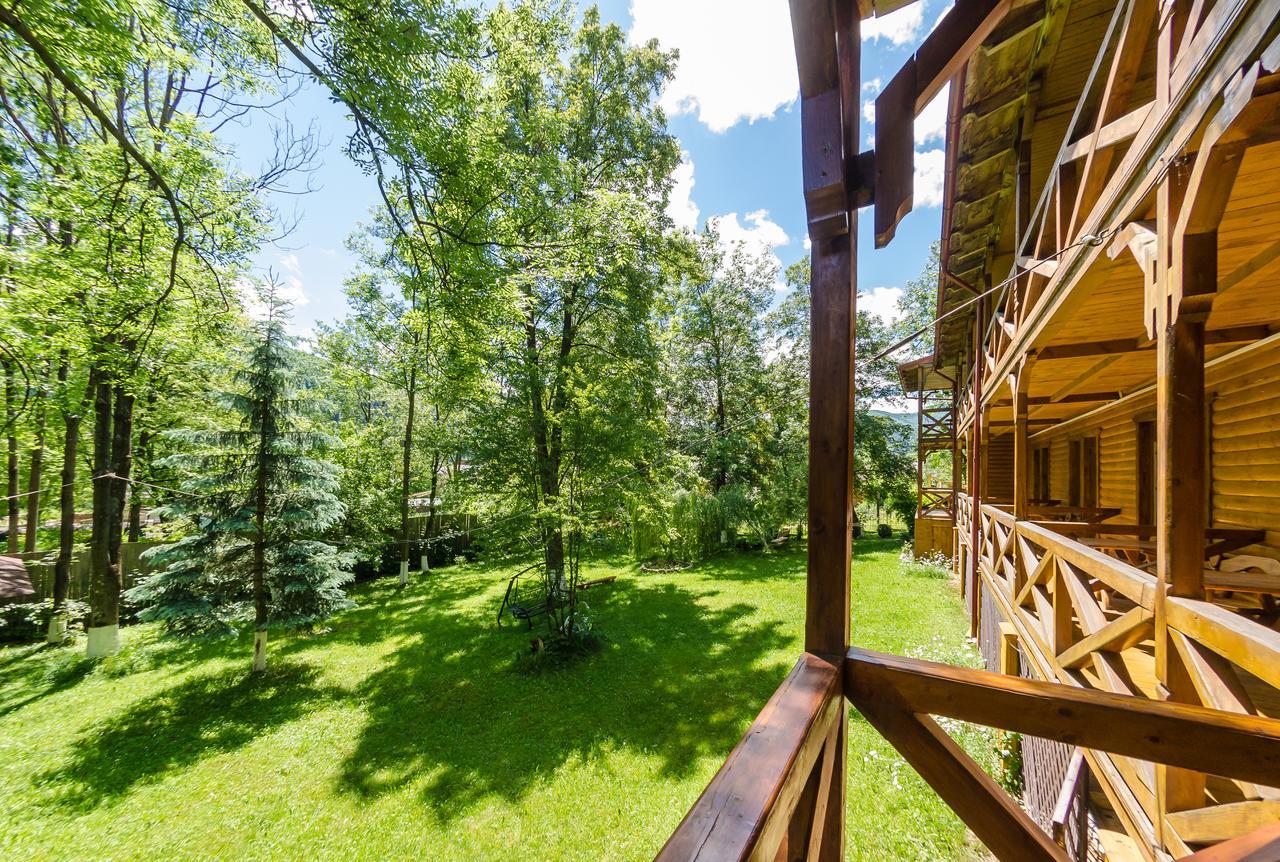 Полярис Polyaris Hotel Yaremche Exterior photo